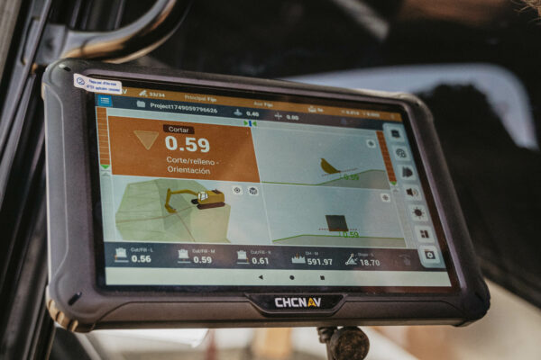 CHCNAV TX73 SISTEMA DE EXCAVADORA 3D - GeoGest